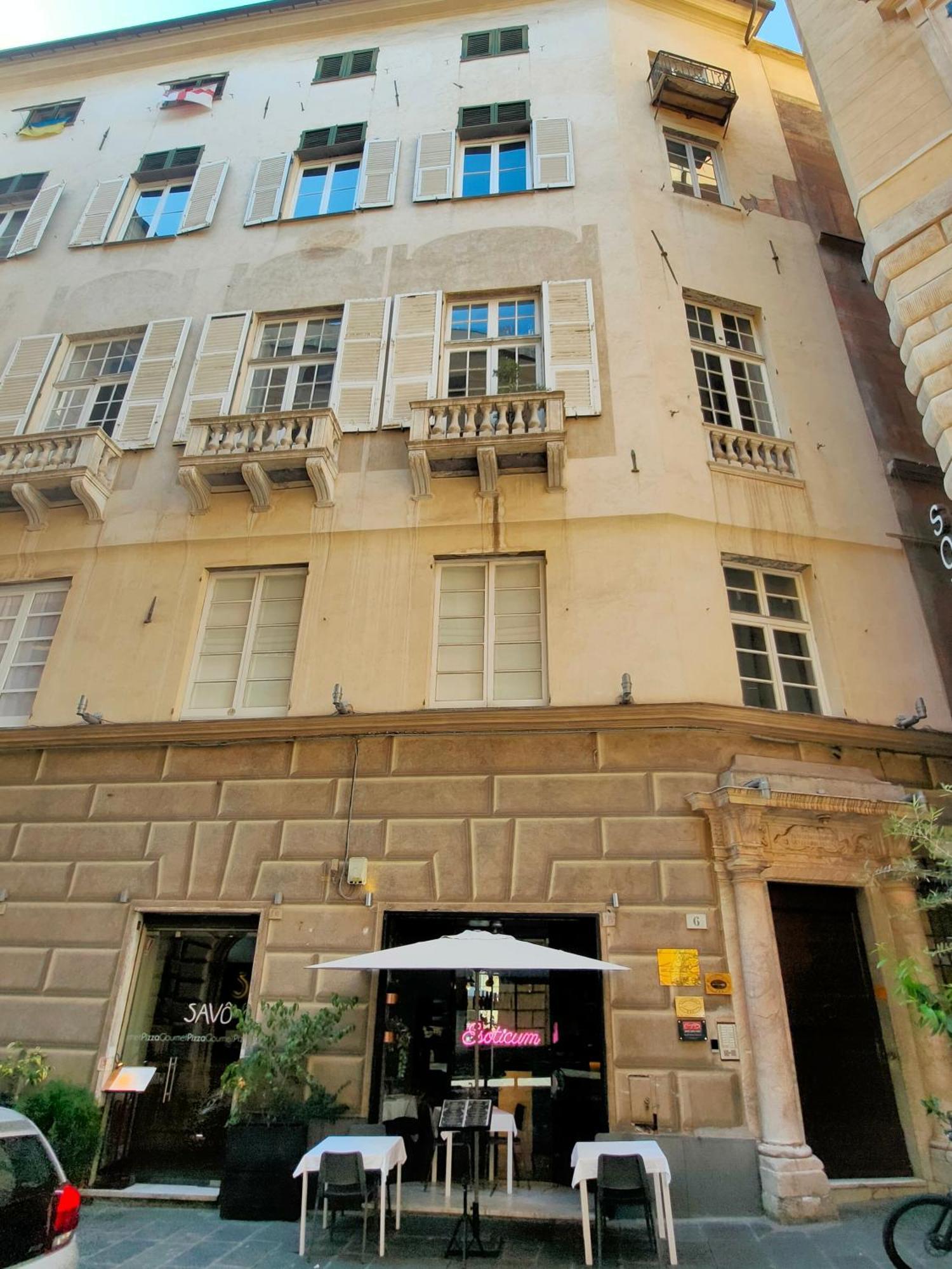 Rooms Ponte Calvi Genua Buitenkant foto